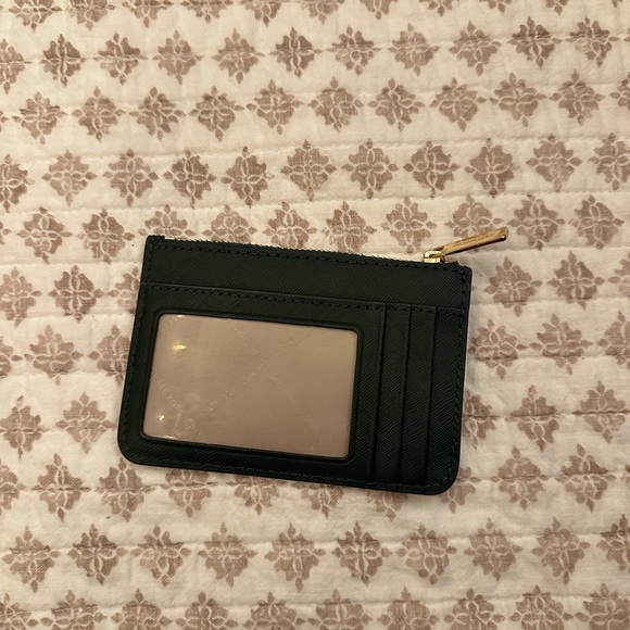 Michael Kors: Jet Set Travel Small Signature Logo Coin Purse - Picture 2 of 3